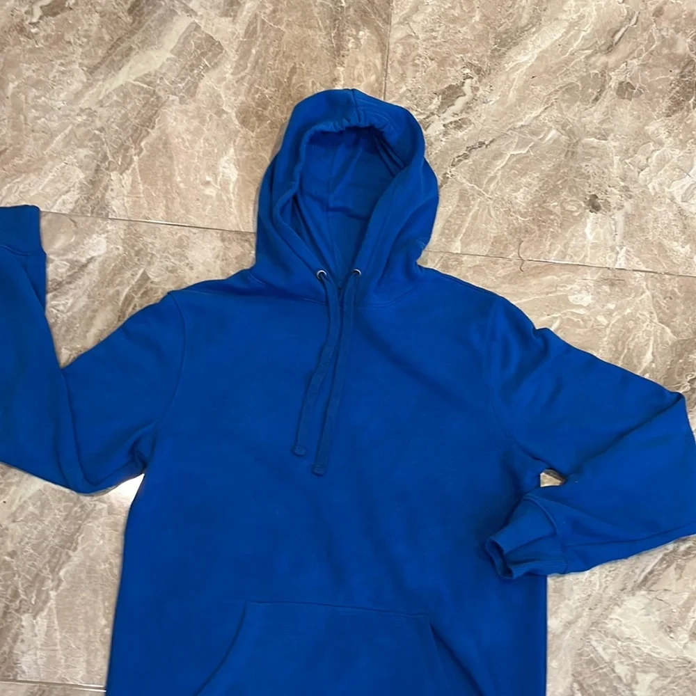 Goodfellow and Company men’s hoodie - Picture 3 of 5